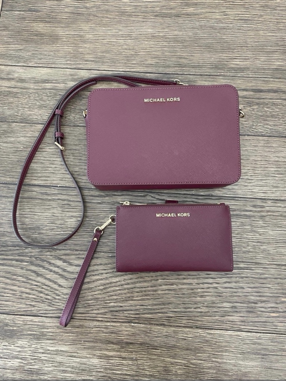 Michael Kors Crossbody Bag